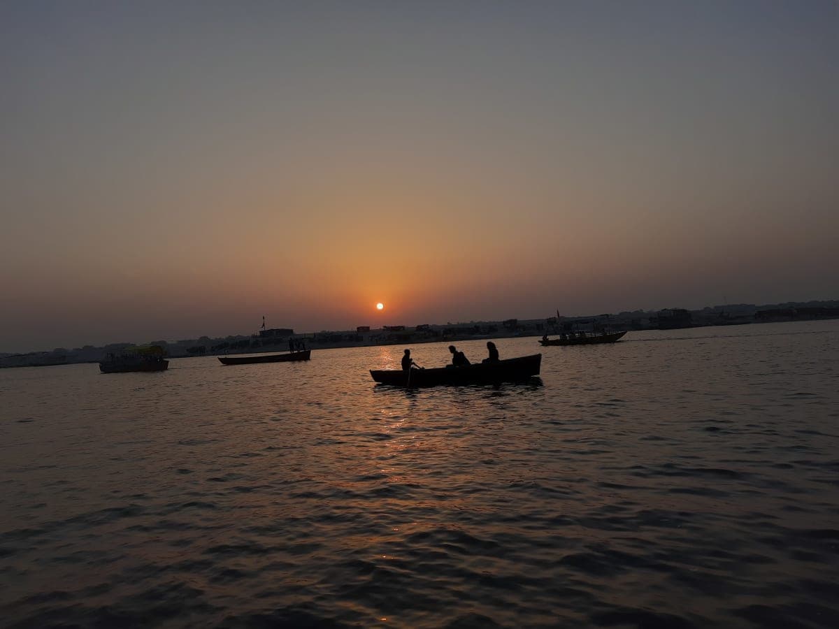 Sunrise Boat Ride & Lanes Walk